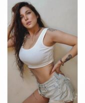 Farida +971568211749