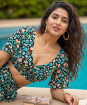 Aarvika +971568211749