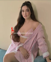 Vandana +971569472821