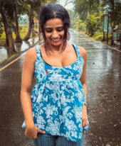 High Class Indian Escorts Girls in Dubai +971568437574
