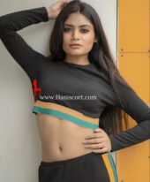 Aashna +971588217063