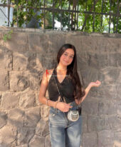 Call girls in Defence Colony Delhi 8750020700 Escorts service