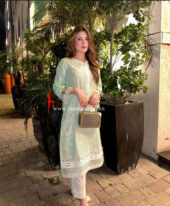 Call girls in Mayur Vihar Delhi 8750020700 Escorts service