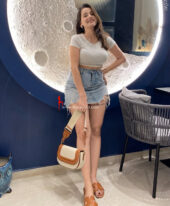 Call girls in Sector 43 Noida 8750020700 Escorts service