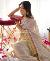 Gurleen +971544802886