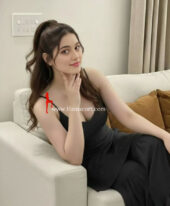 Aarohi +971564874731