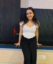 ꧁༒☬ 9911558886 (Call Girl) In South City Escorts Service In Delhi Ncr☬༒꧂