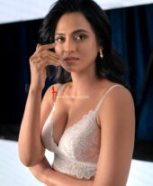 Independent Call Girl In Abu Dhabi +971555401760