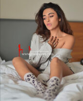 Arushi +971522491202